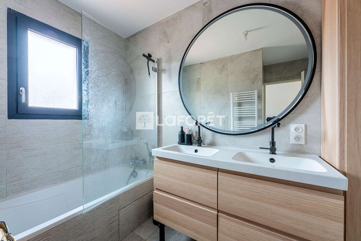 Maison à SOURCIEUX-LES-MINES