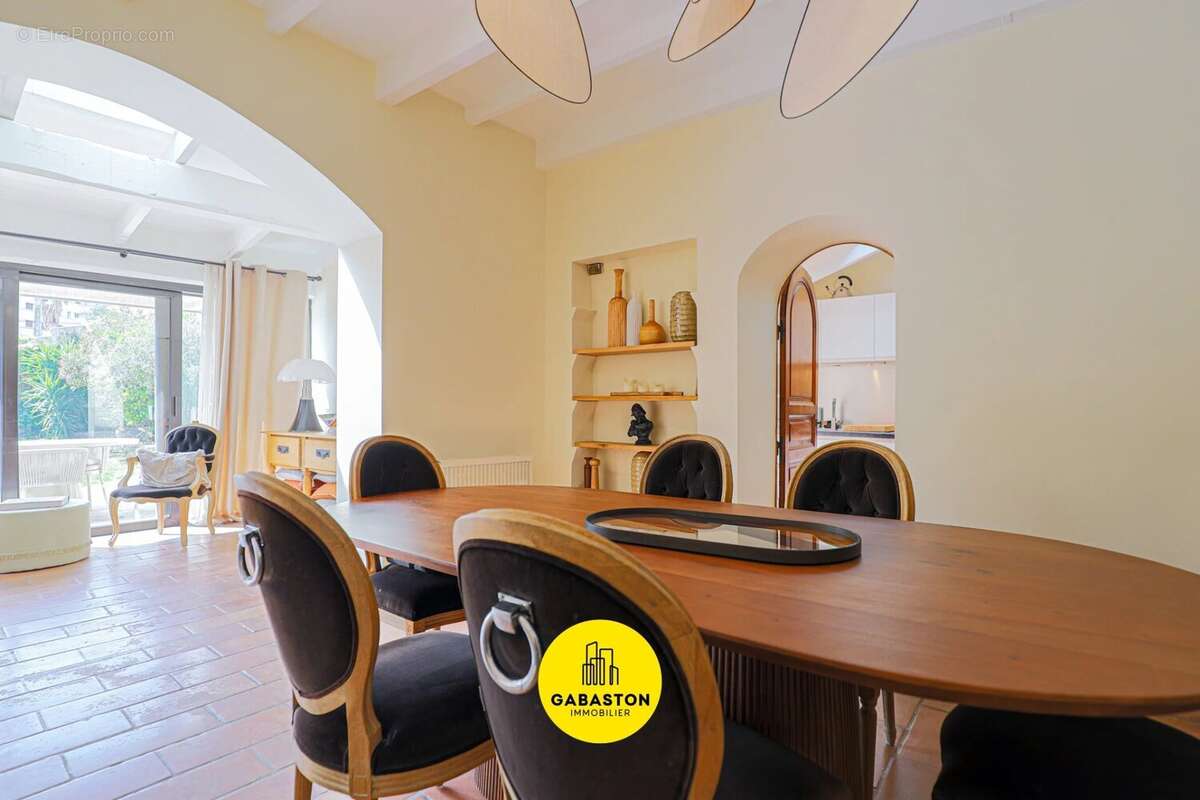Maison à MARSEILLE-9E