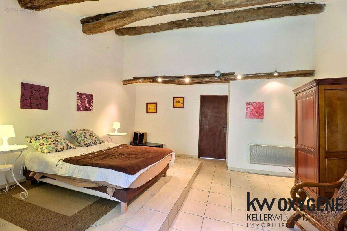 Maison à FERRIERES-POUSSAROU