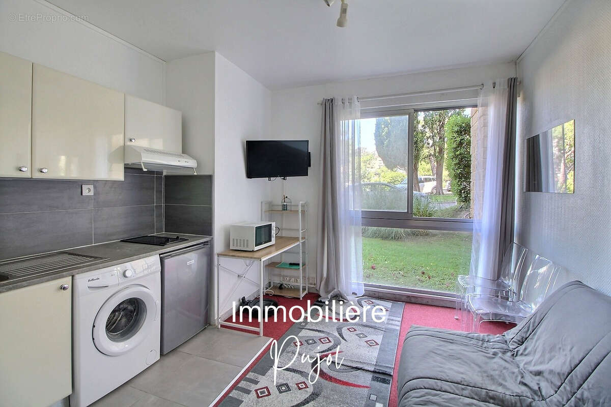 Studio 16 m2 - Résidence Les Alpilles - Corniche Kennedy - photo 2