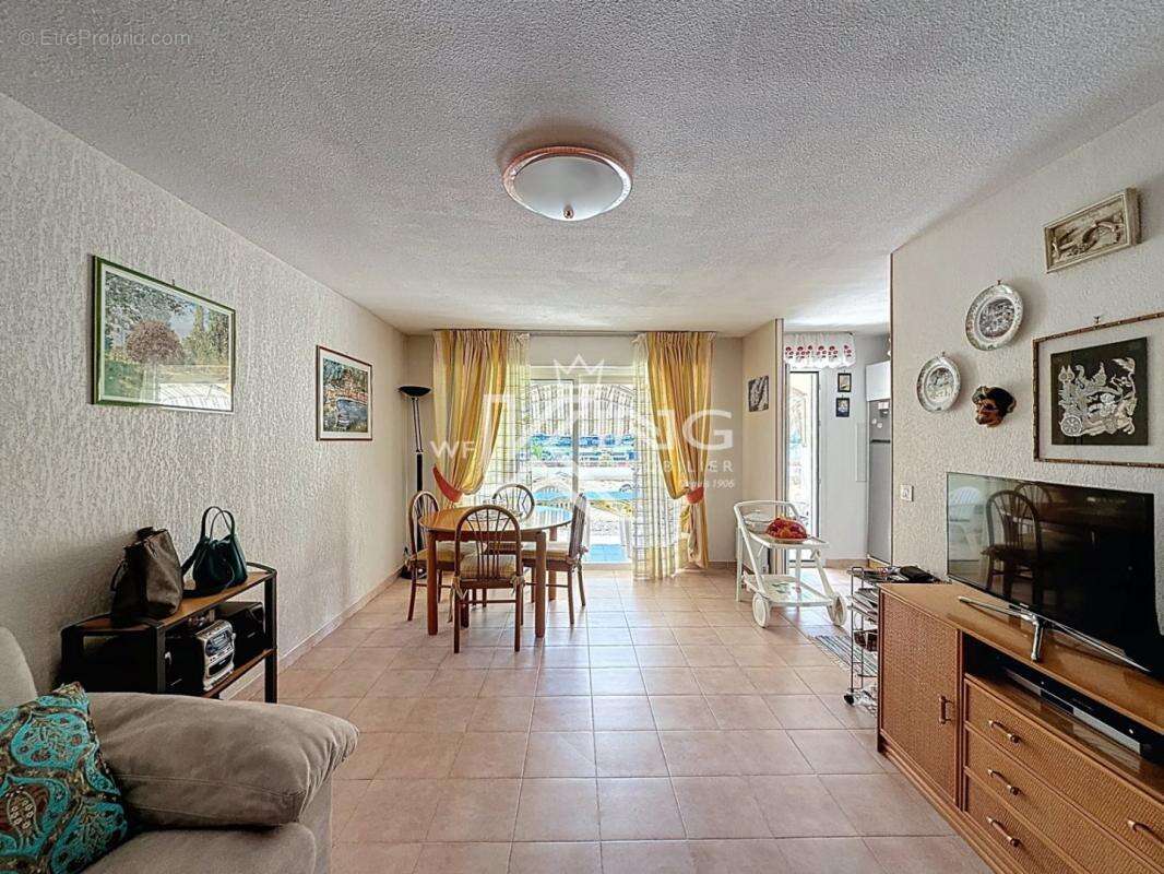 Appartement à FREJUS