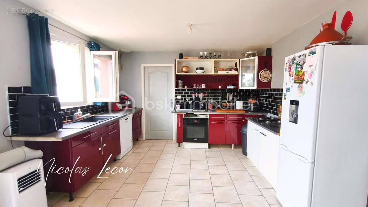 À la recherche d'une maison capable de s'adapter à tous vos projets ? Cette propriété pourrait bien être celle que vous attendie - photo 6