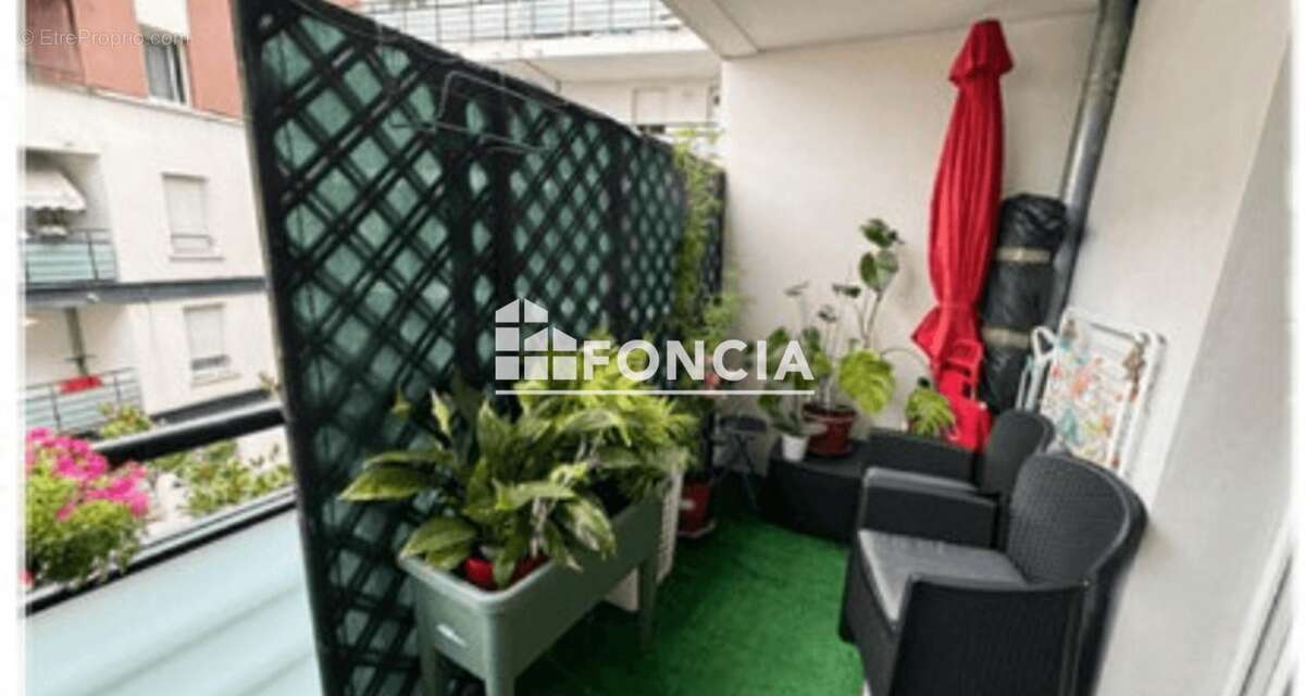 Appartement à COLOMIERS