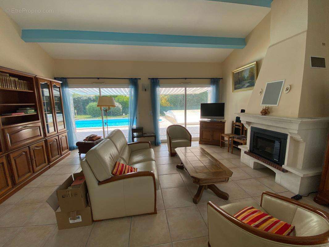 Maison à LES MATHES