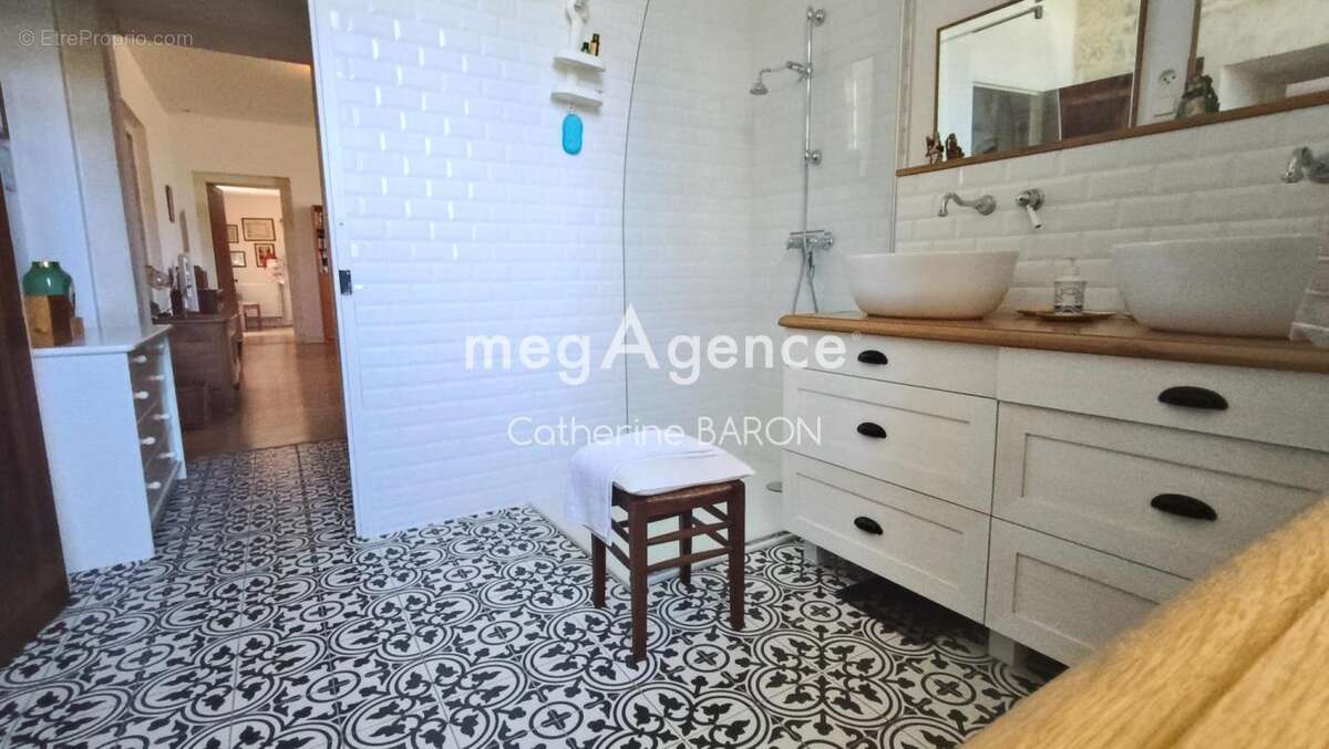 Appartement à SAINTES