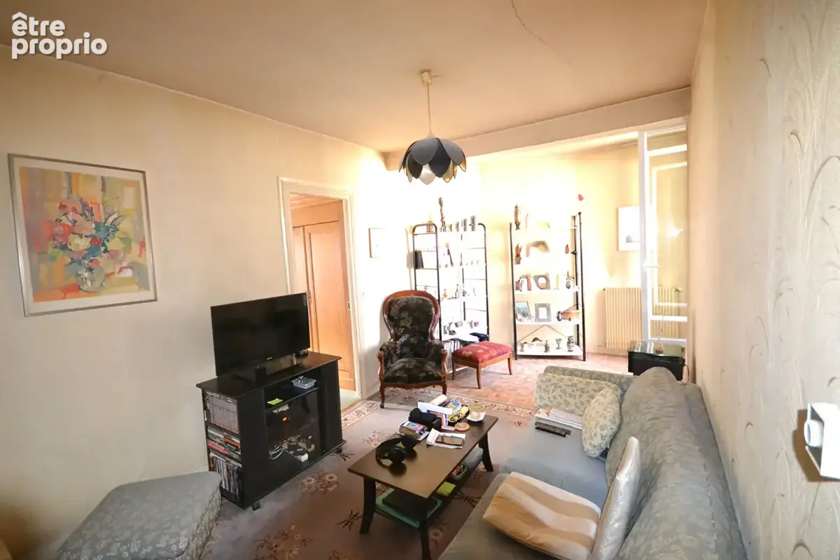 Montmartre 75 m²  3 pièces - photo 2