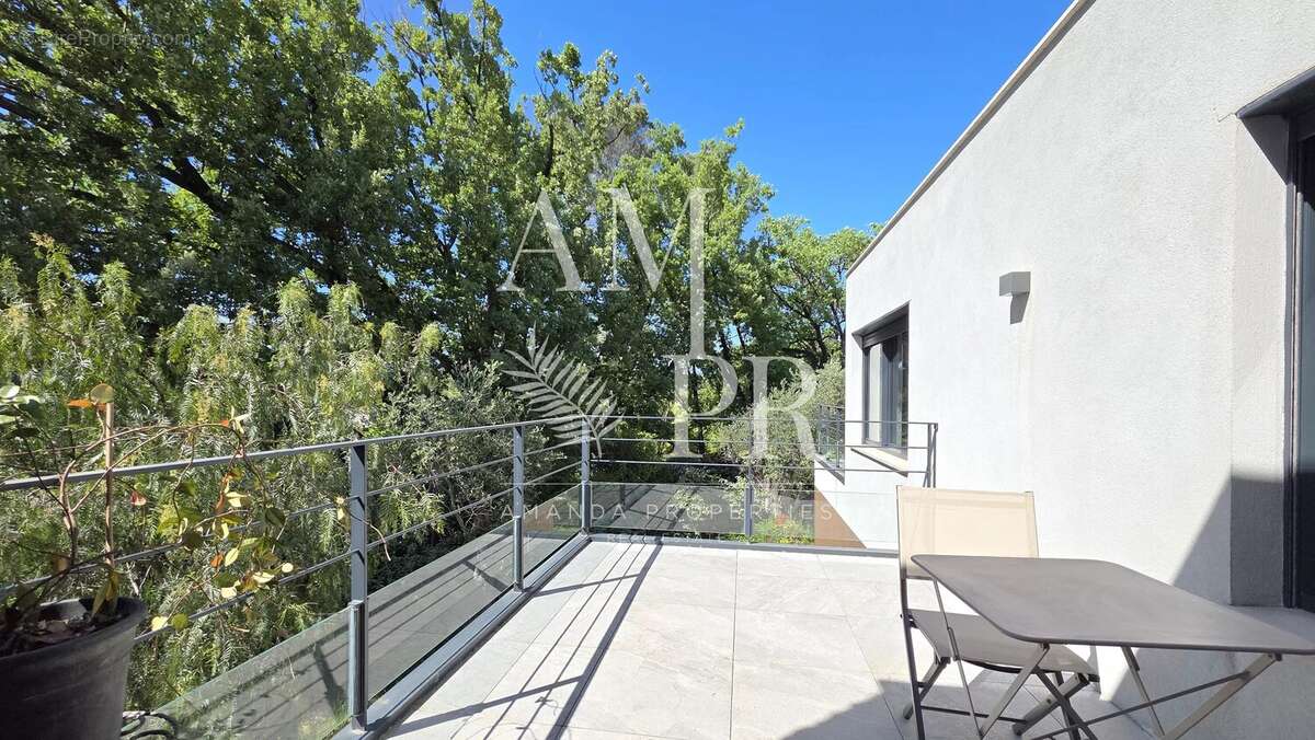 Maison à MOUGINS