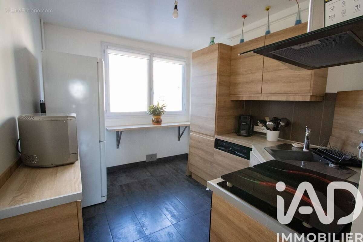 Photo 5 - Appartement à SAINT-CYR-L'ECOLE