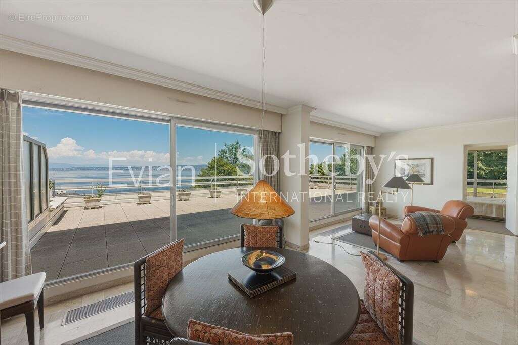 Vente evian-les-bains – appartement t4 avec vue panoramique sur le lac léman - photo 11