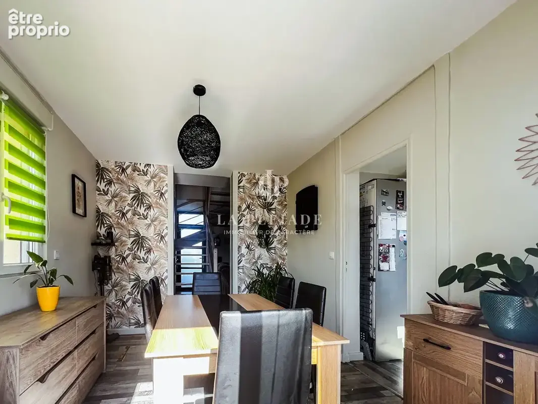 Maison familiale avec chambre de plain-pied, à proximité du tram et de la gare - photo 5