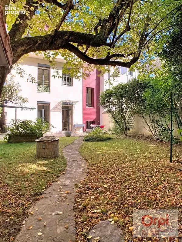 Maison 6 pièces 188 m² · à Issy-les-Moulineaux · 188 m² · 1 595 000 €
