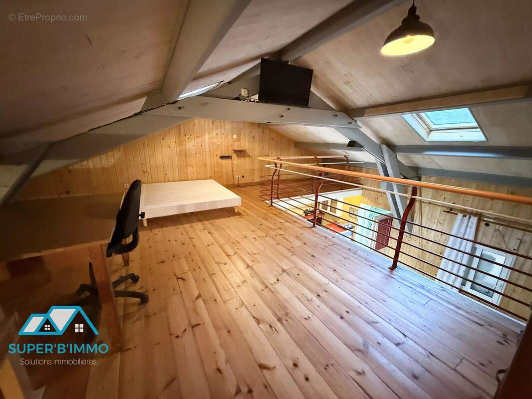 Appartement à VEZEZOUX