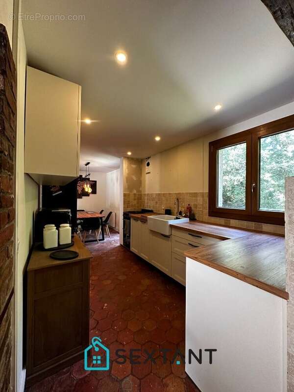 Maison à SAINT-CYR-LA-CAMPAGNE