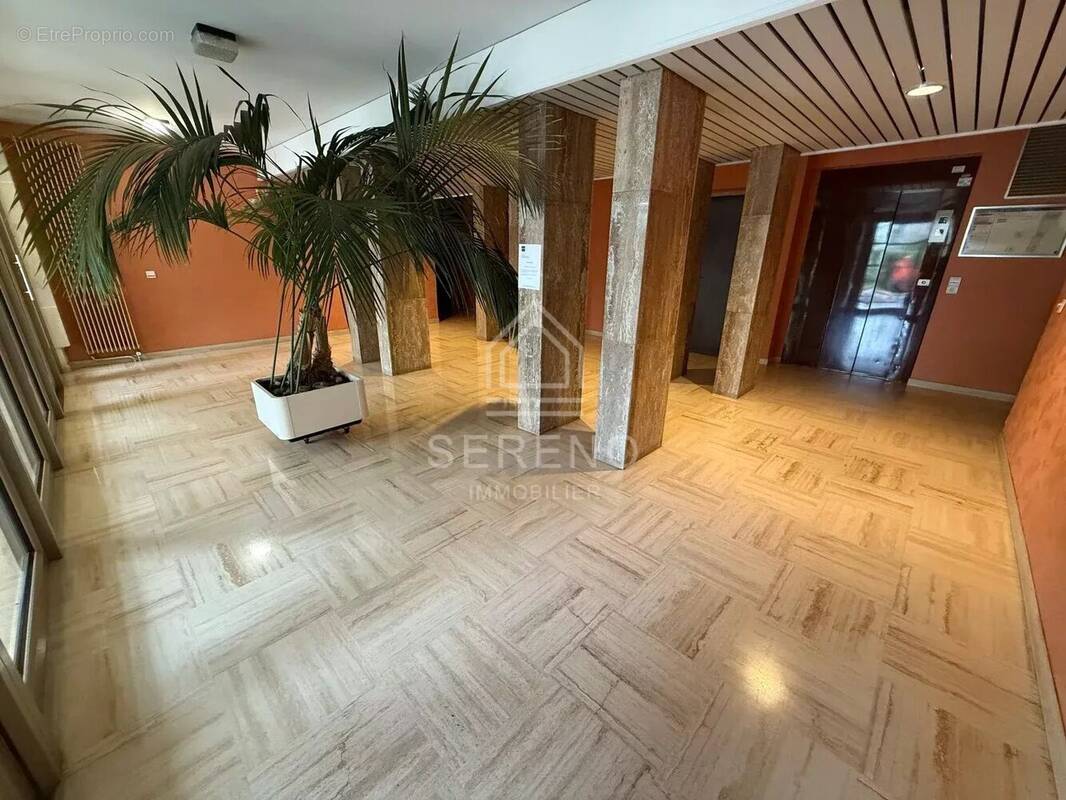 Appartement à NOGENT-SUR-MARNE