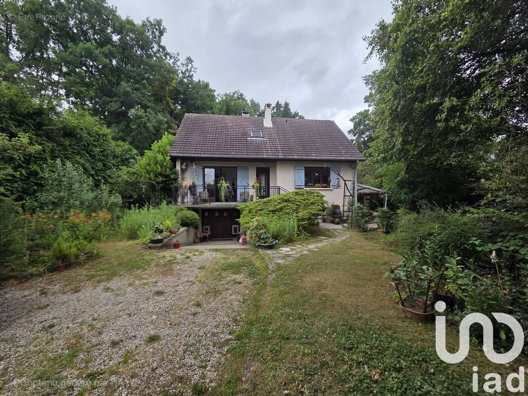 Photo 1 - Maison à LAMORLAYE