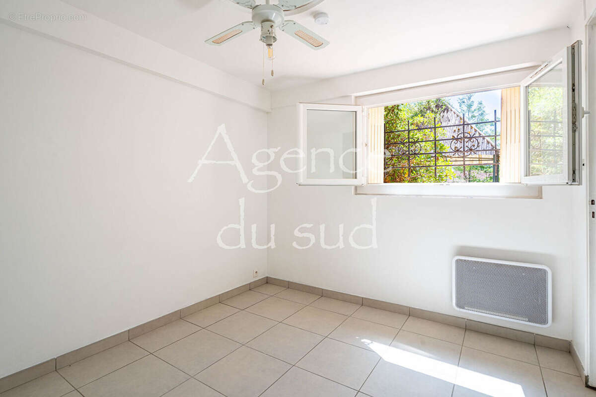 Appartement à CADOLIVE