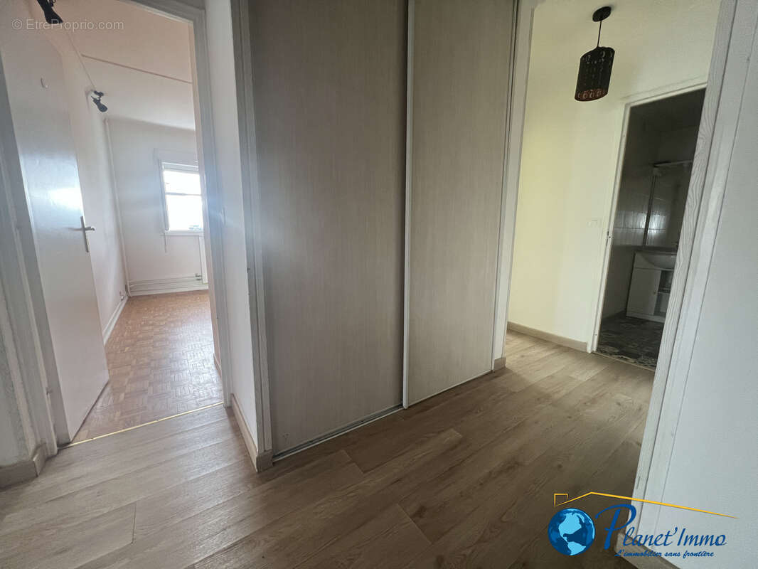 Appartement à SAINT-ETIENNE