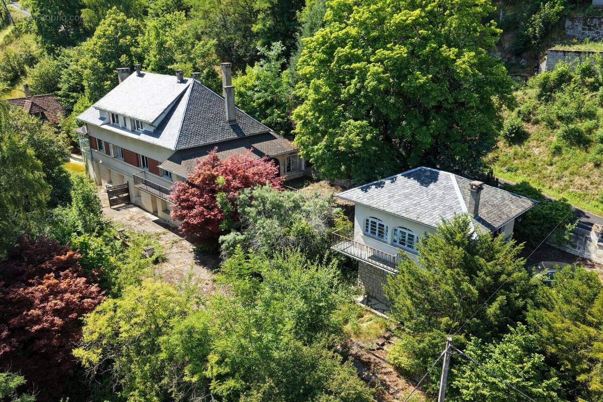 Maison à SAINT-MARTIN-VALMEROUX