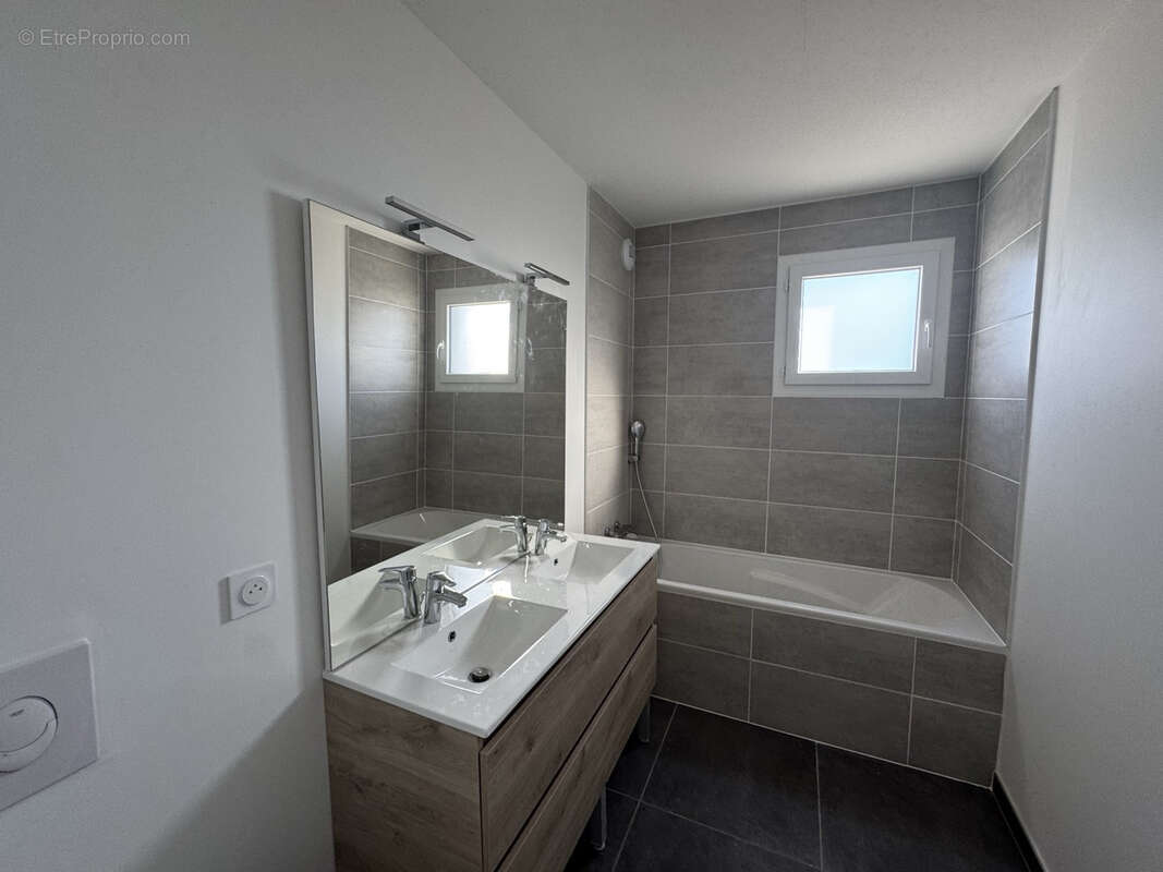 Maison à ARTIGUES-PRES-BORDEAUX