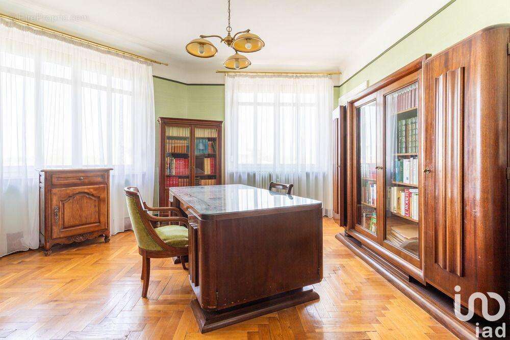 Photo 8 - Appartement à MARCQ-EN-BAROEUL