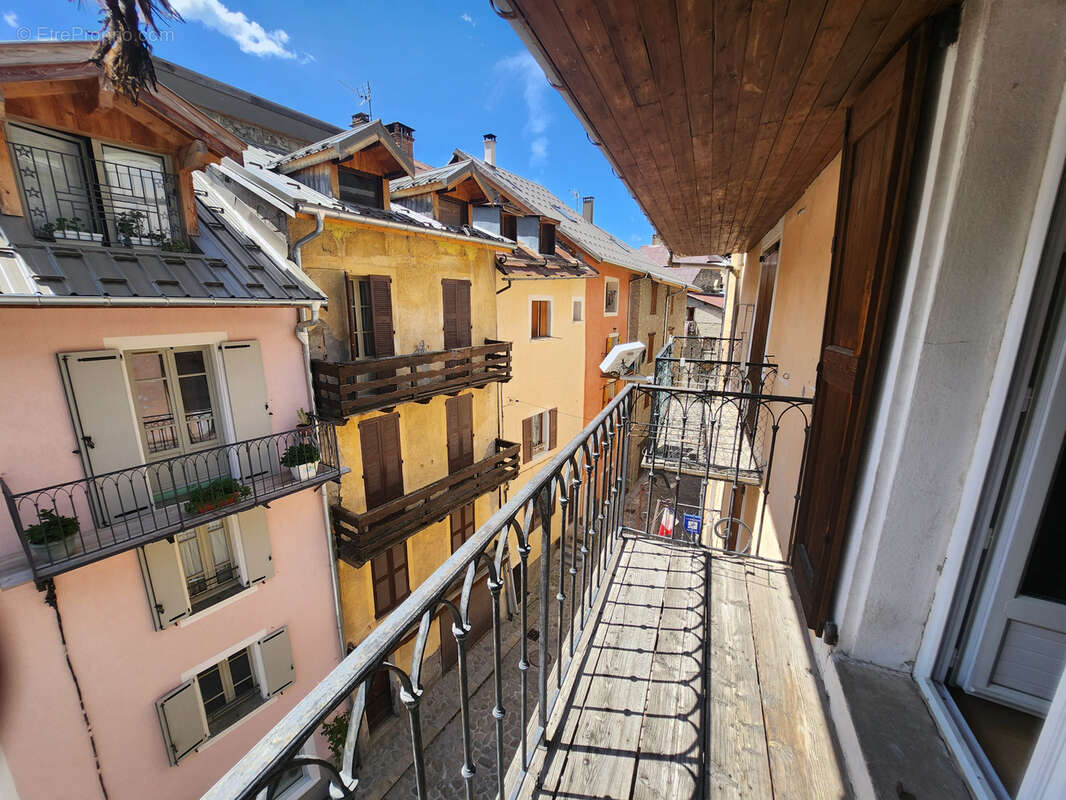 Appt rénové au coeur du village - photo 9