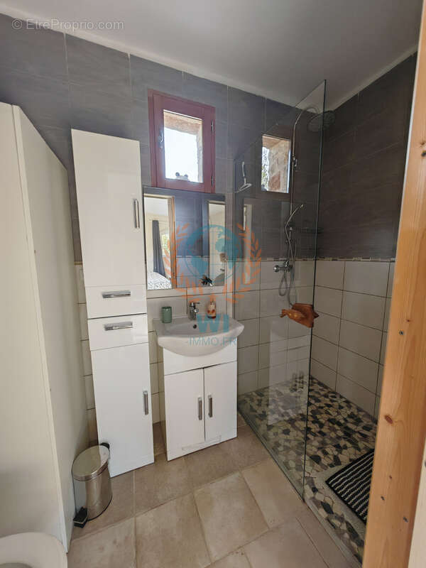 Propriété de charme avec piscine et dépendance - photo 26