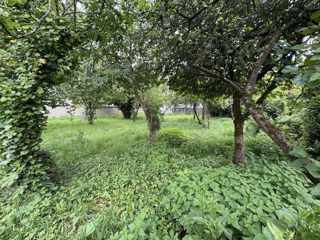 Terrain constructible quartier recherche - photo 3