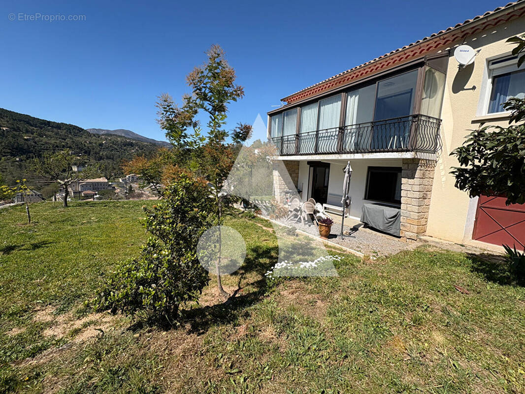 Maison à LARGENTIERE