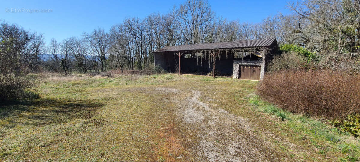 Maison à CHAUFFOUR-SUR-VELL