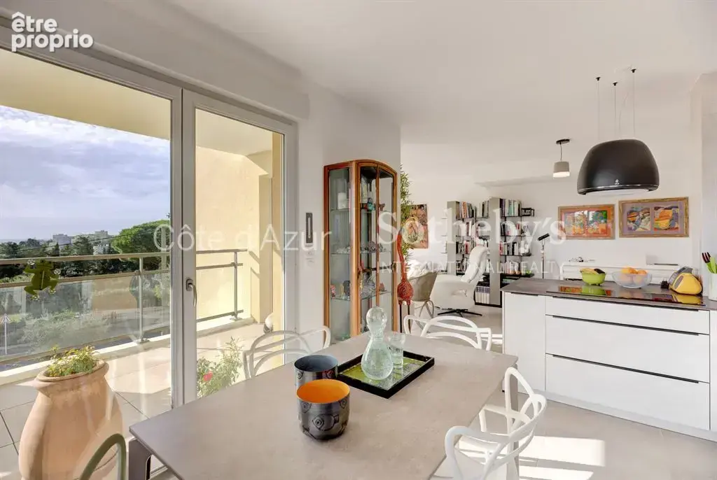 Appartement 3 pièces dans résidence récente - Antibes - Quartier du Puy - photo 3