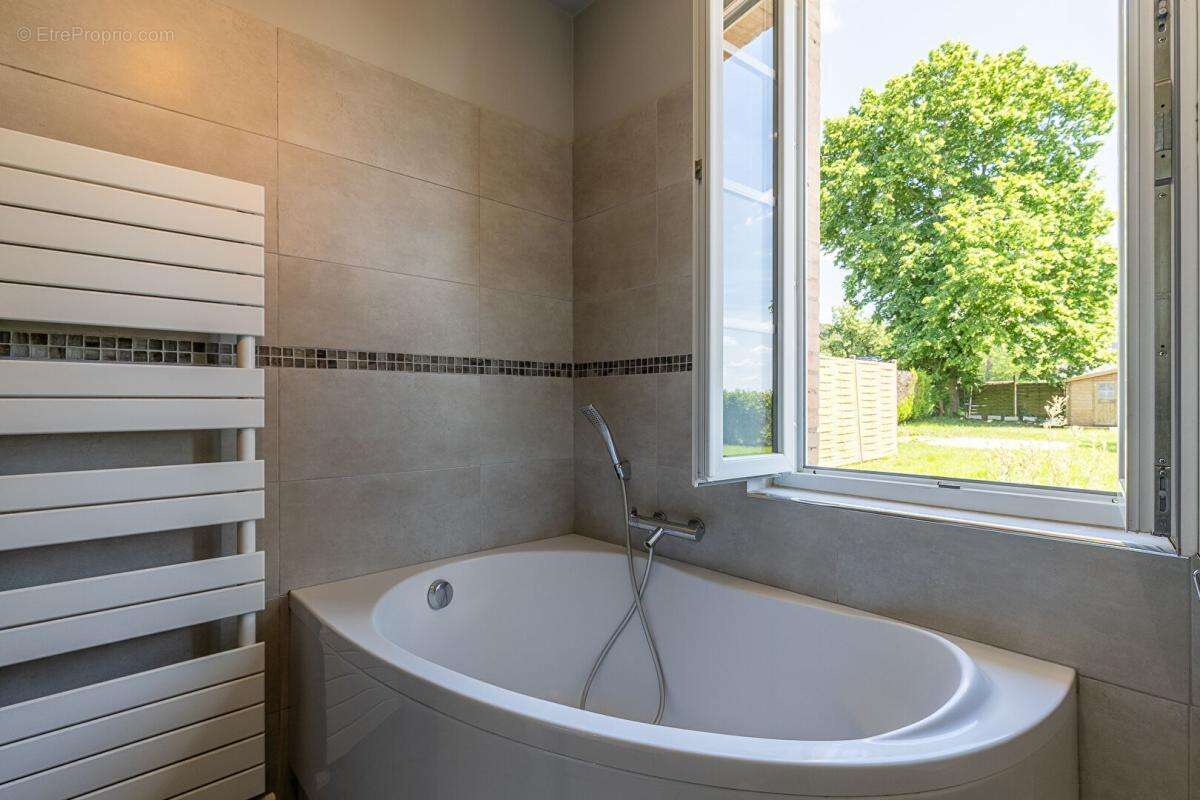 A VENDRE Maison 5 P 140 m2 3 chambres a Canals - 82170 - photo 11