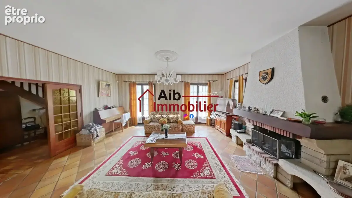 Maison sur sousl sol et vaste terrain +3000m² - photo 5