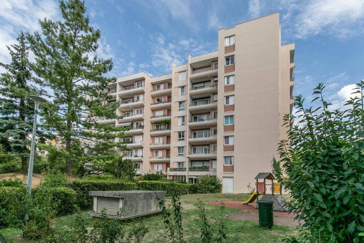 Appartement à BOISSY-SAINT-LEGER