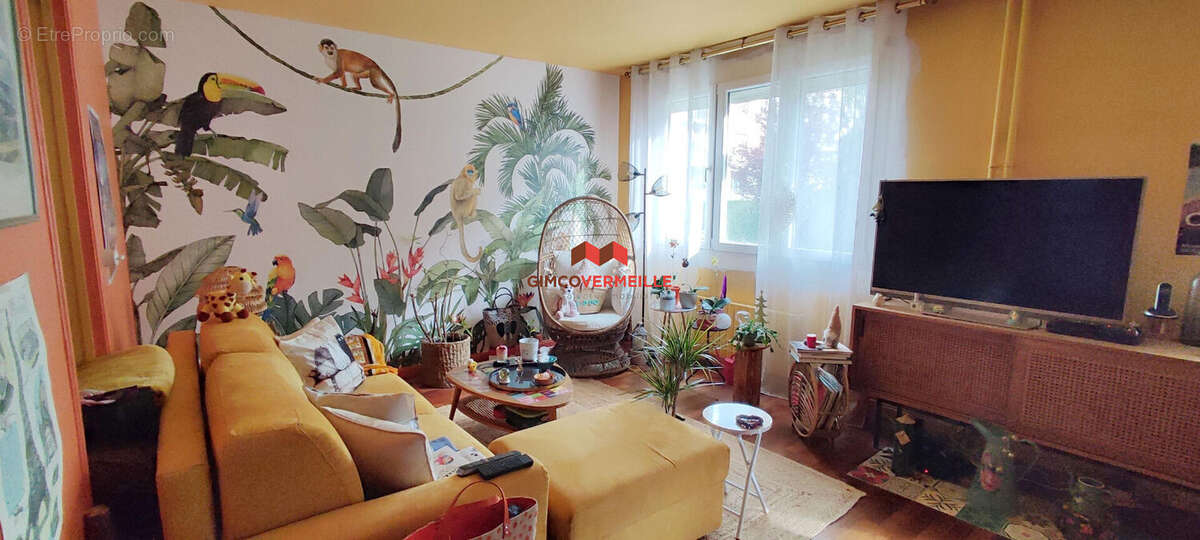 Appartement à LA CELLE-SAINT-CLOUD