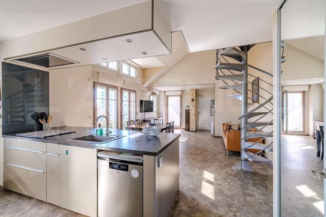 Appartement à SAINT-GERMAIN-EN-LAYE