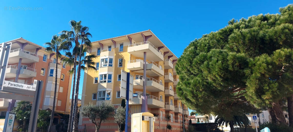 Appartement à FREJUS