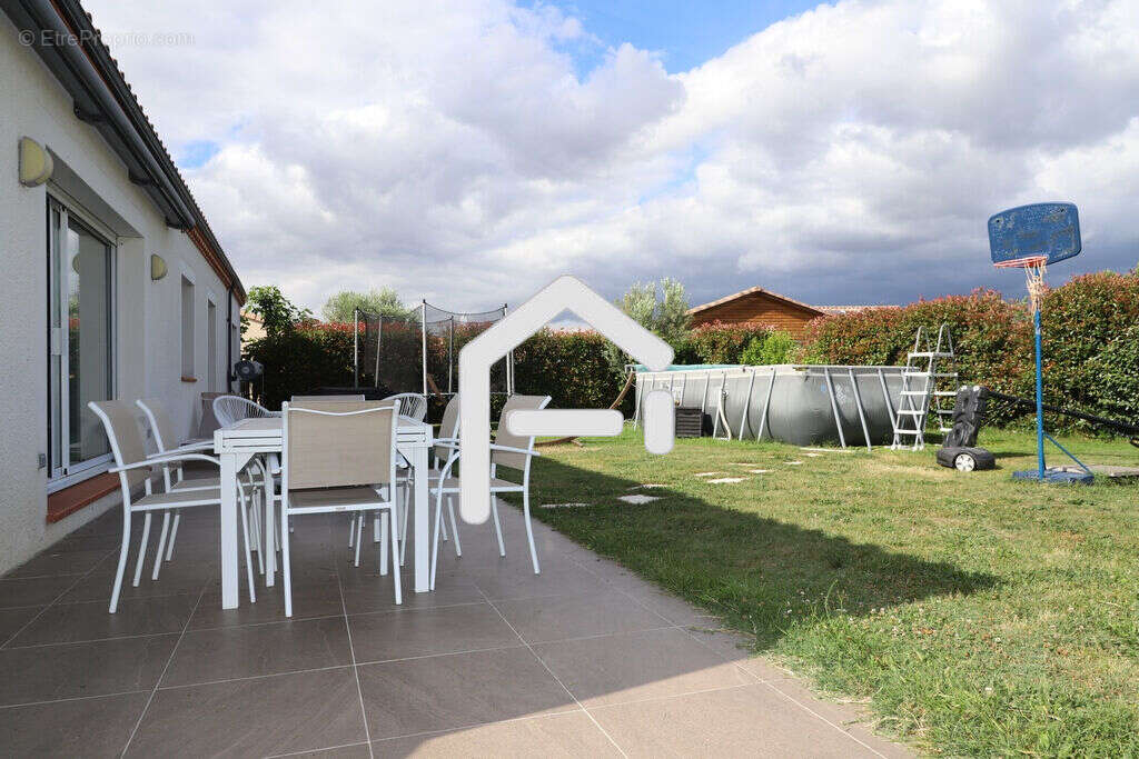 Maison 116 m² à La Tour-Du-Crieu  - photo 5