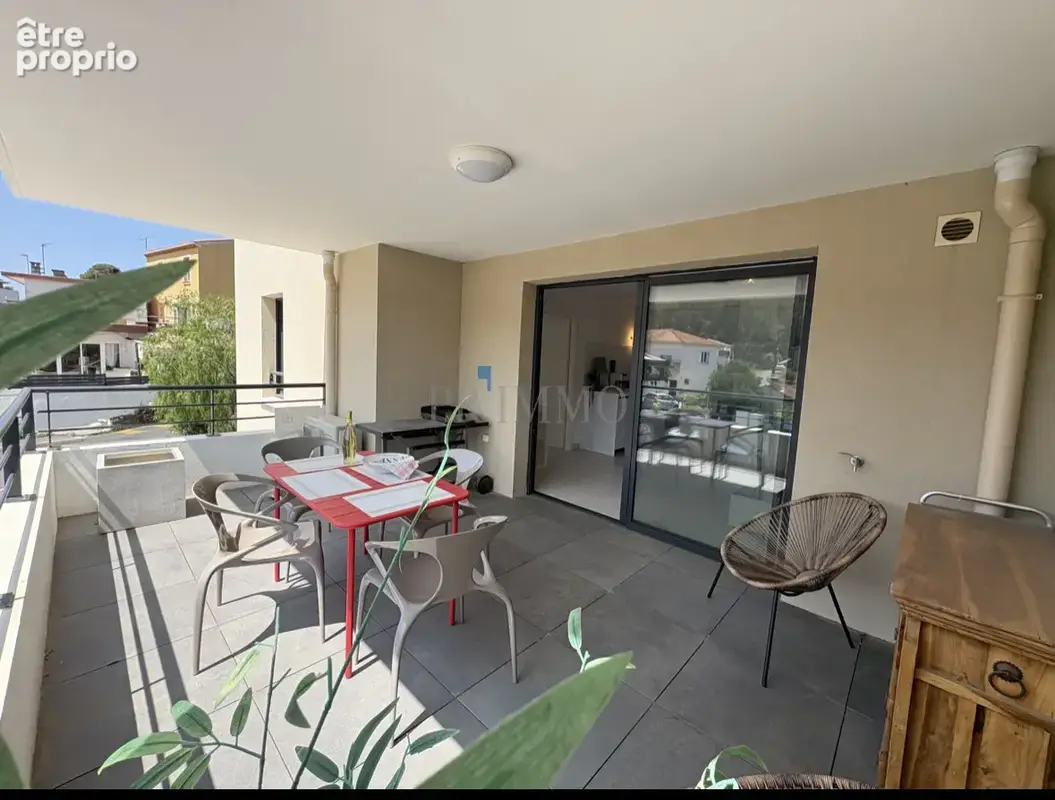 Le dramont magnifique 2p avec garage 200m de la mer - photo 7