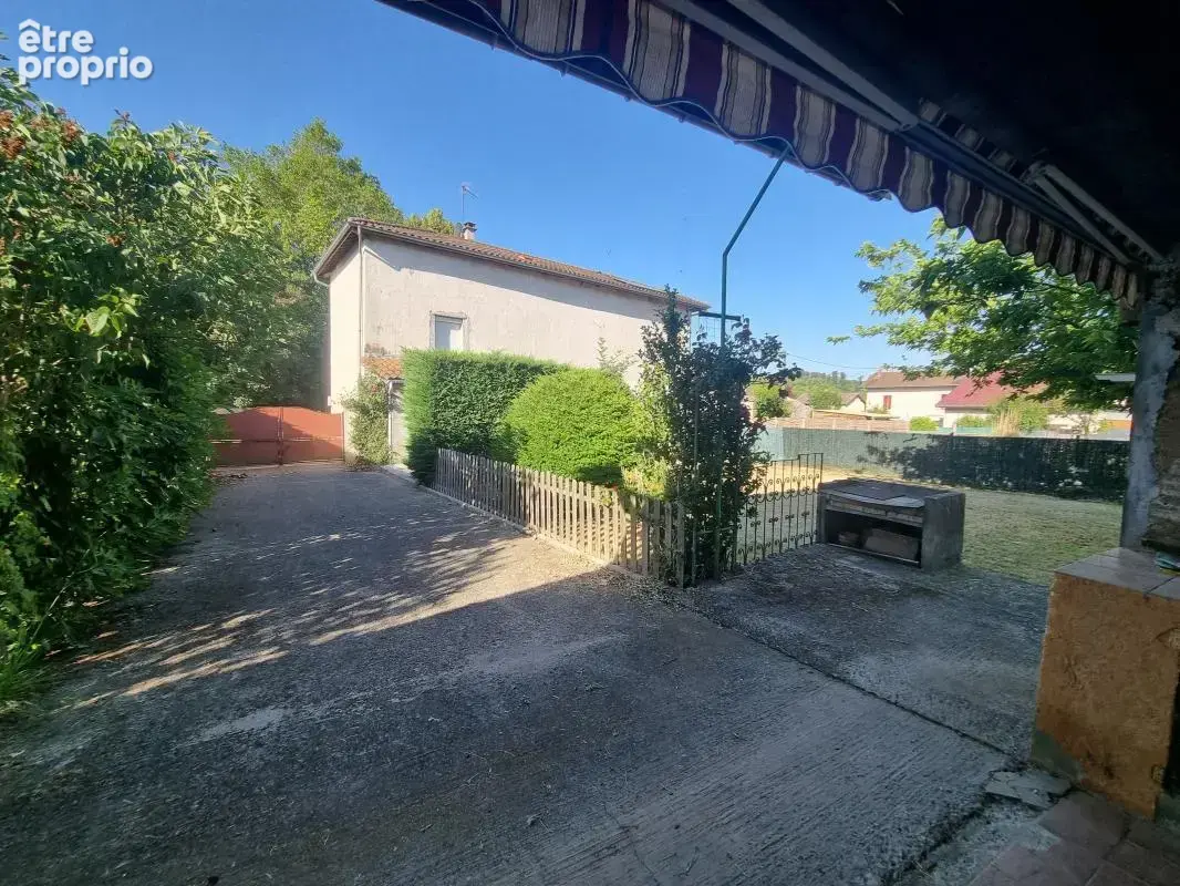 Maison mitoyenne à Chatonnay – À rénover ou clé en main selon votre projet - photo 4