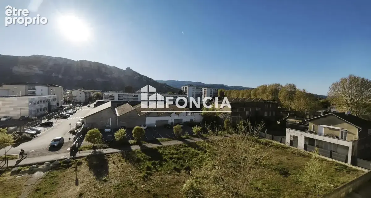 T3 de 60,85 m² avec vue dégagée - Quartier recherché proche commodités - photo 9