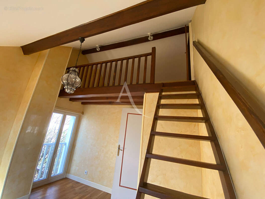 Maison à FERRIERES-EN-GATINAIS