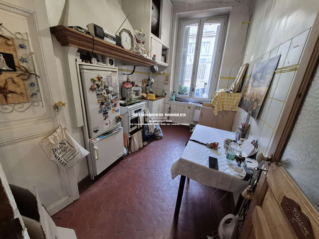 Appartement à MARSEILLE-1E