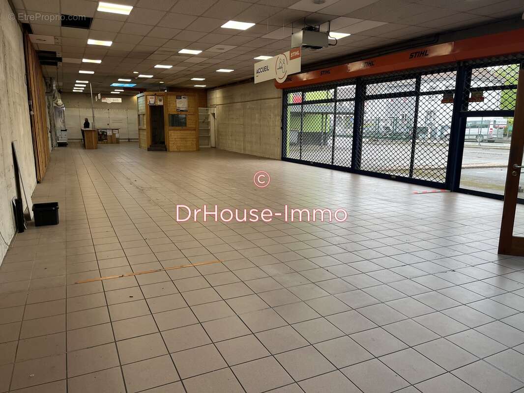 Commerce à RIEDISHEIM