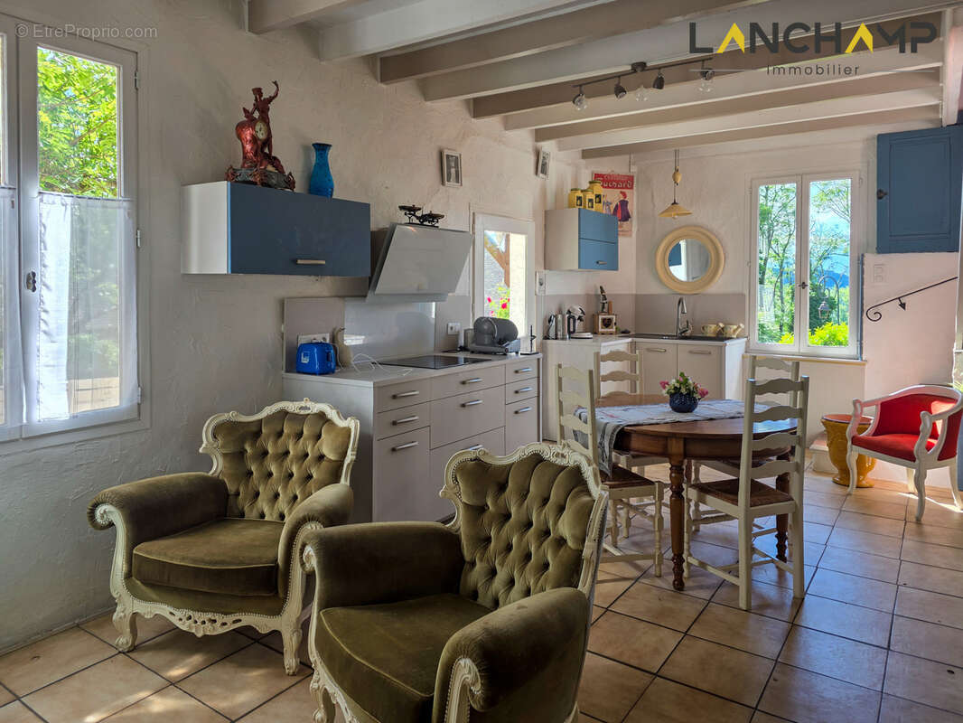 Maison à CHANAZ