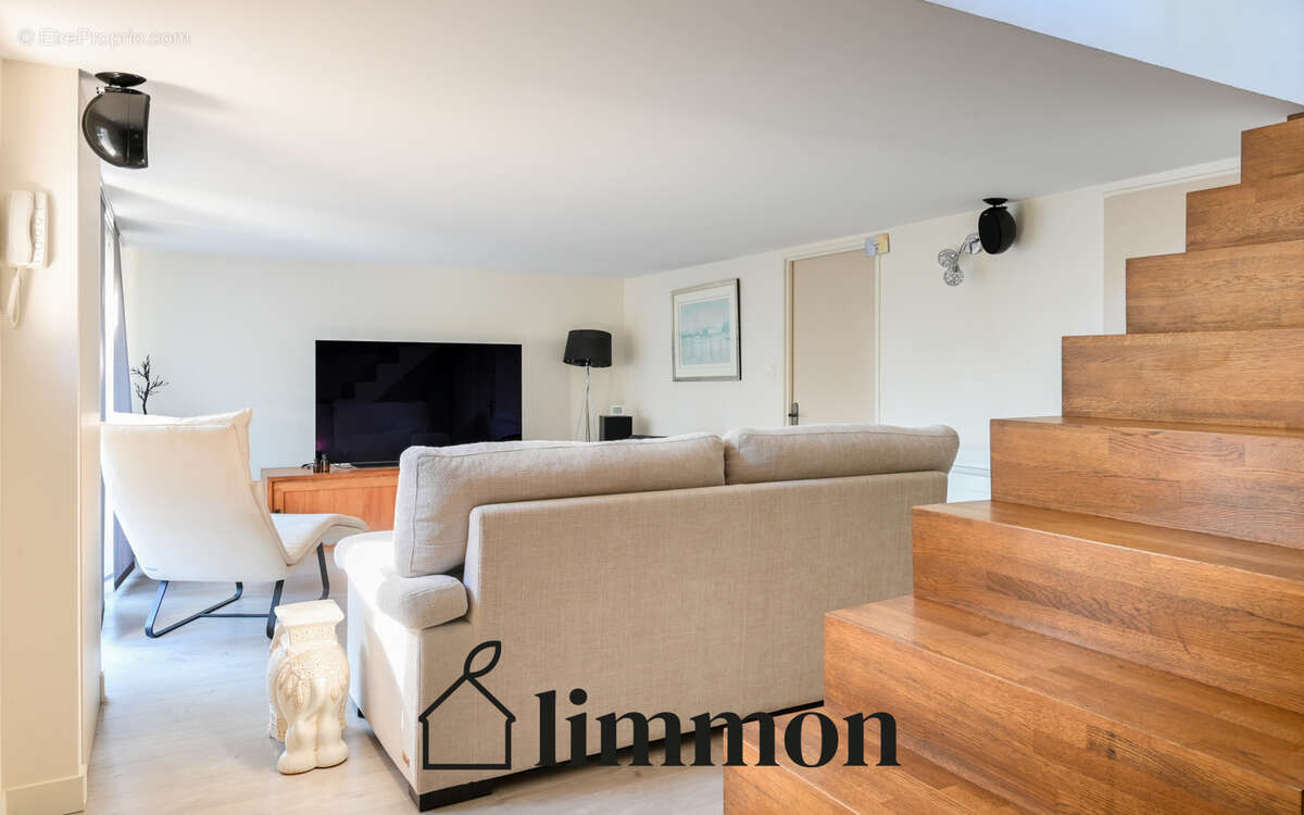 Maison à CAILLOUX-SUR-FONTAINES