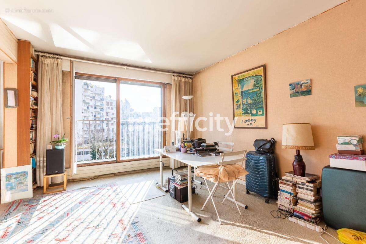 Appartement à MONTROUGE