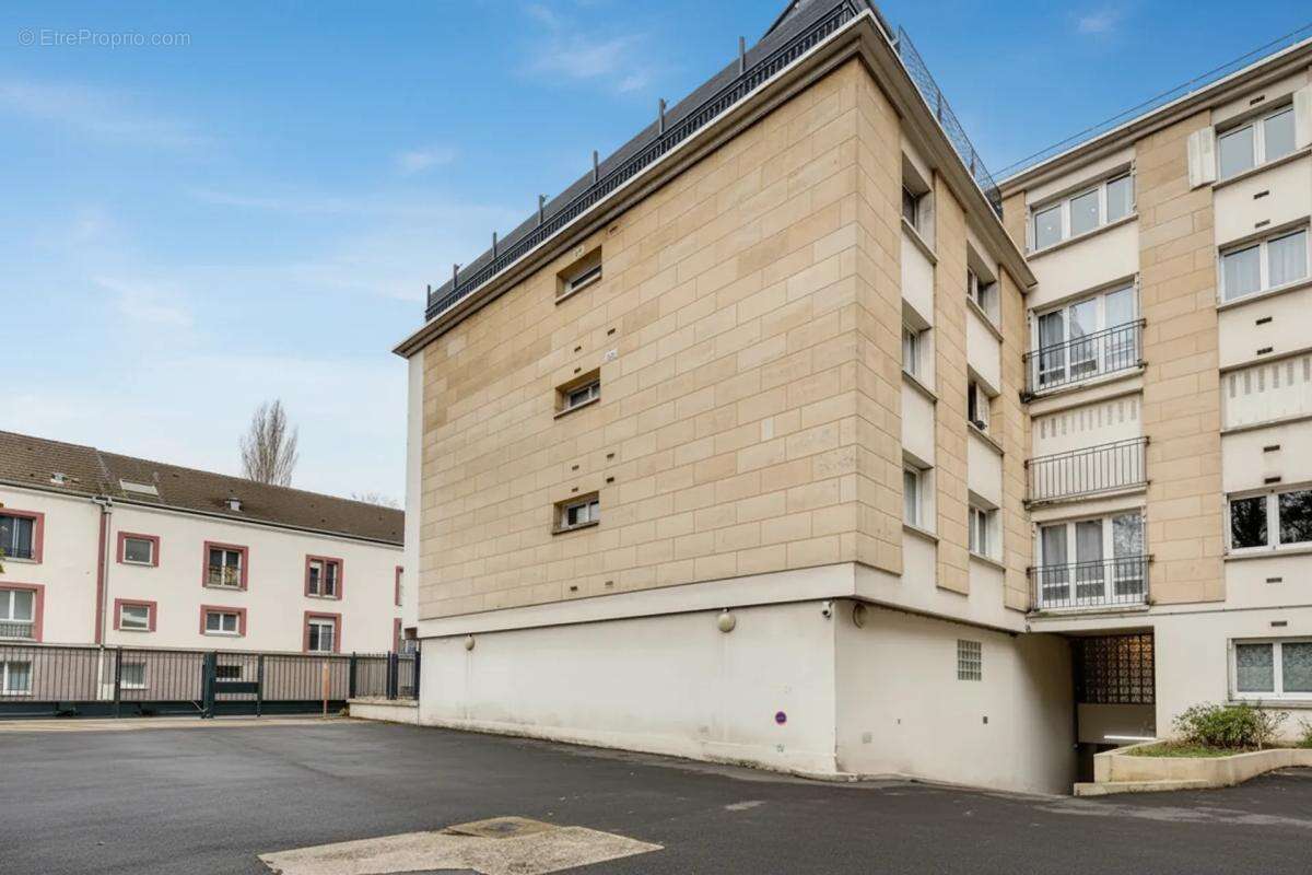 Appartement à SAINT-MAURICE