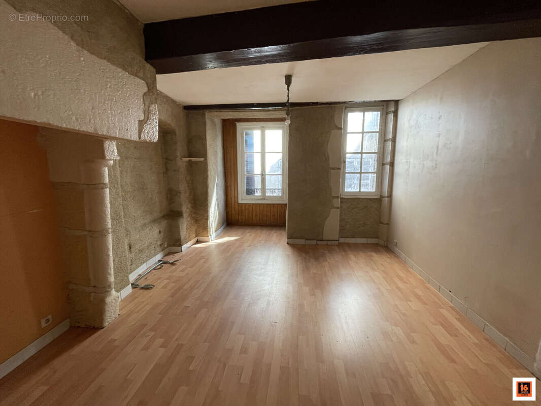 Appartement à THIERS