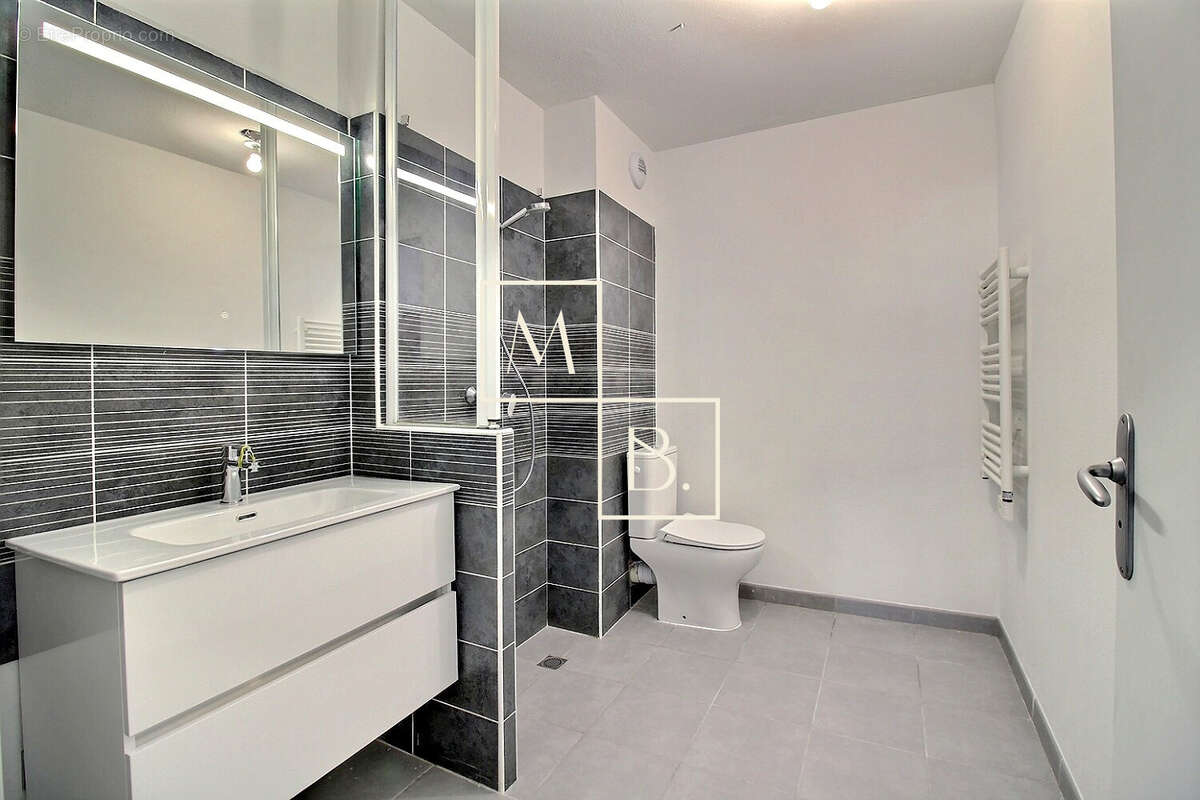 Appartement à CASTELNAU-LE-LEZ