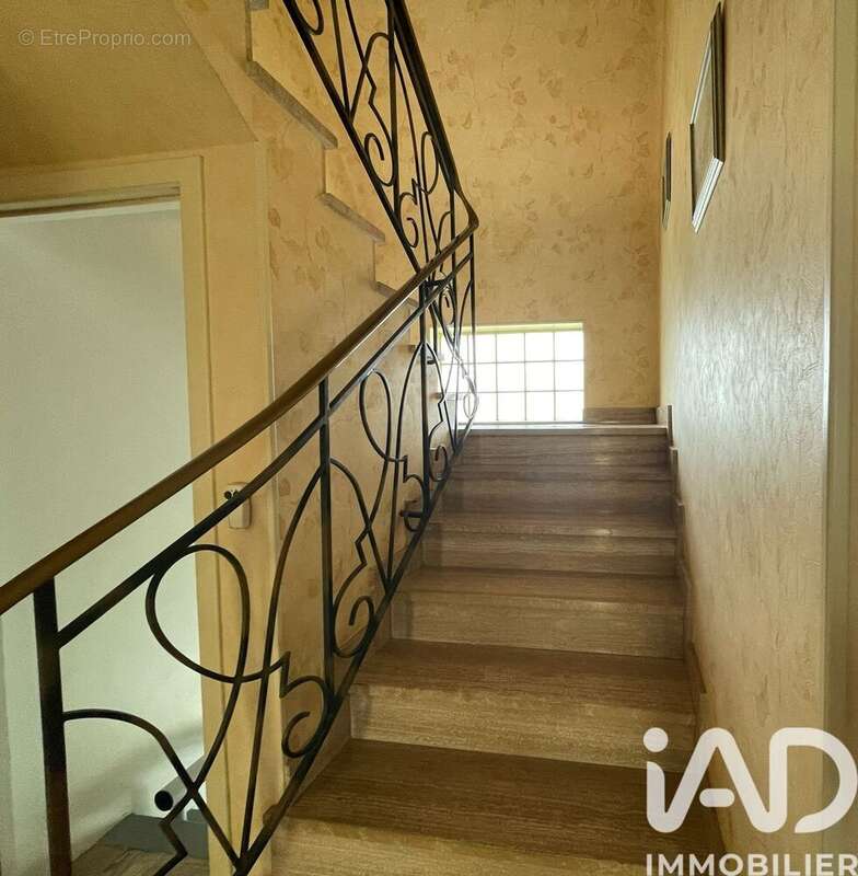 Photo 9 - Maison à ERGUE-GABERIC